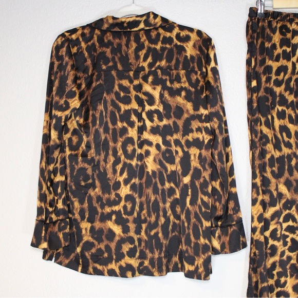 Soma Sensual Pajama Set Leopard Print - Picture 8 of 9